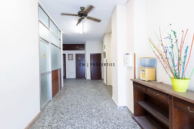 Commercieel te koop in Valencia stad - € 260.000 (Ref: 10161805)