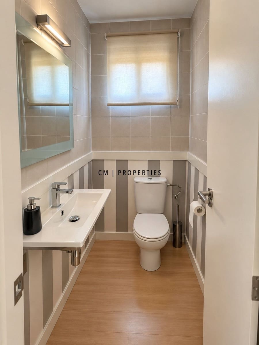 5 bedroom Townhouse for rent in Campolivar with pool garage - € 2,500 (Ref: 10162497)