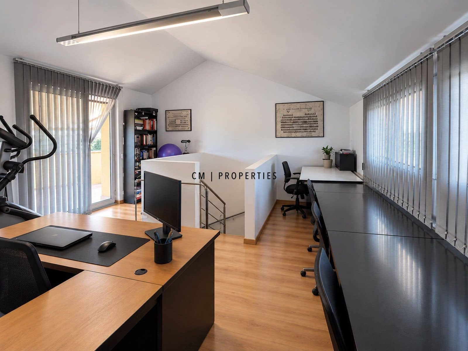 5 bedroom Townhouse for rent in Campolivar with pool garage - € 2,500 (Ref: 10162497)