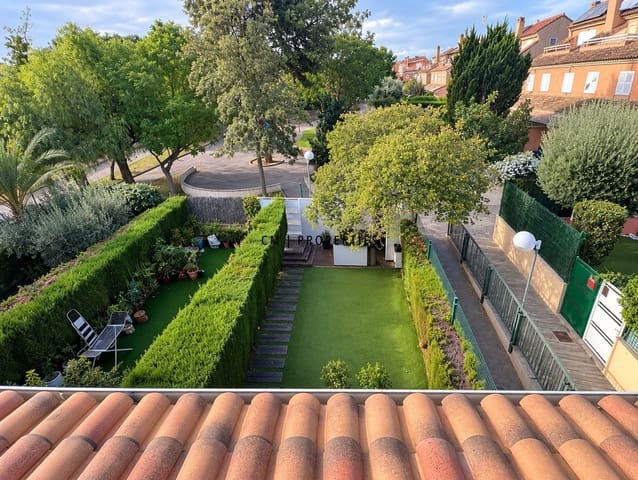 5 soveværelse Byhus til leje i Campolivar, Godella med swimmingpool garage - € 2.500 (Ref: 10162497)