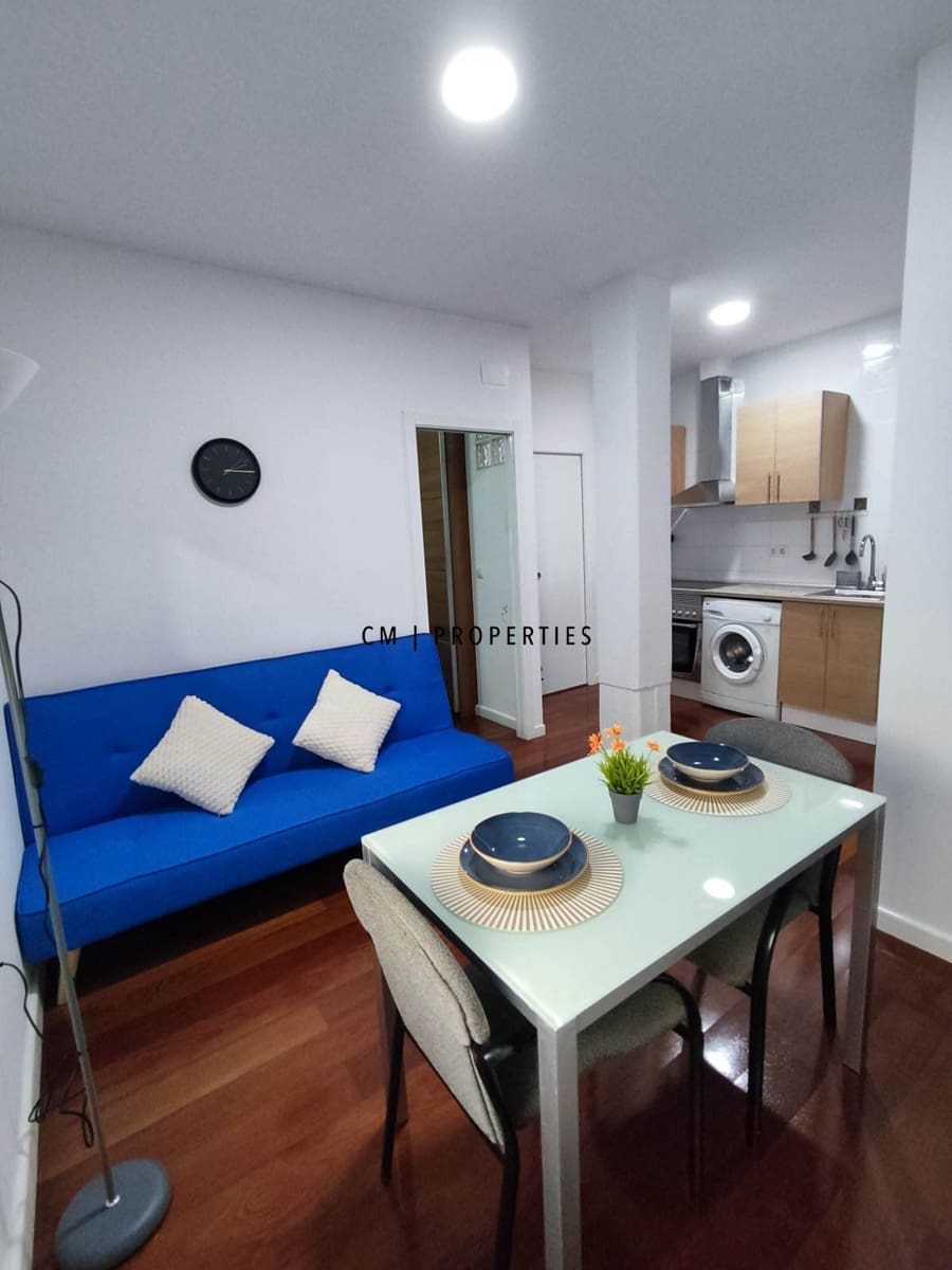 1 quarto Apartamento para arrendar em Valencia cidade - 950 € (Ref: 10163821)