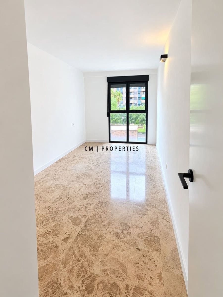 3 Zimmer Wohnung zu vermieten in Valencia Stadt mit Pool - 2.350 € (Ref: 10165442)
