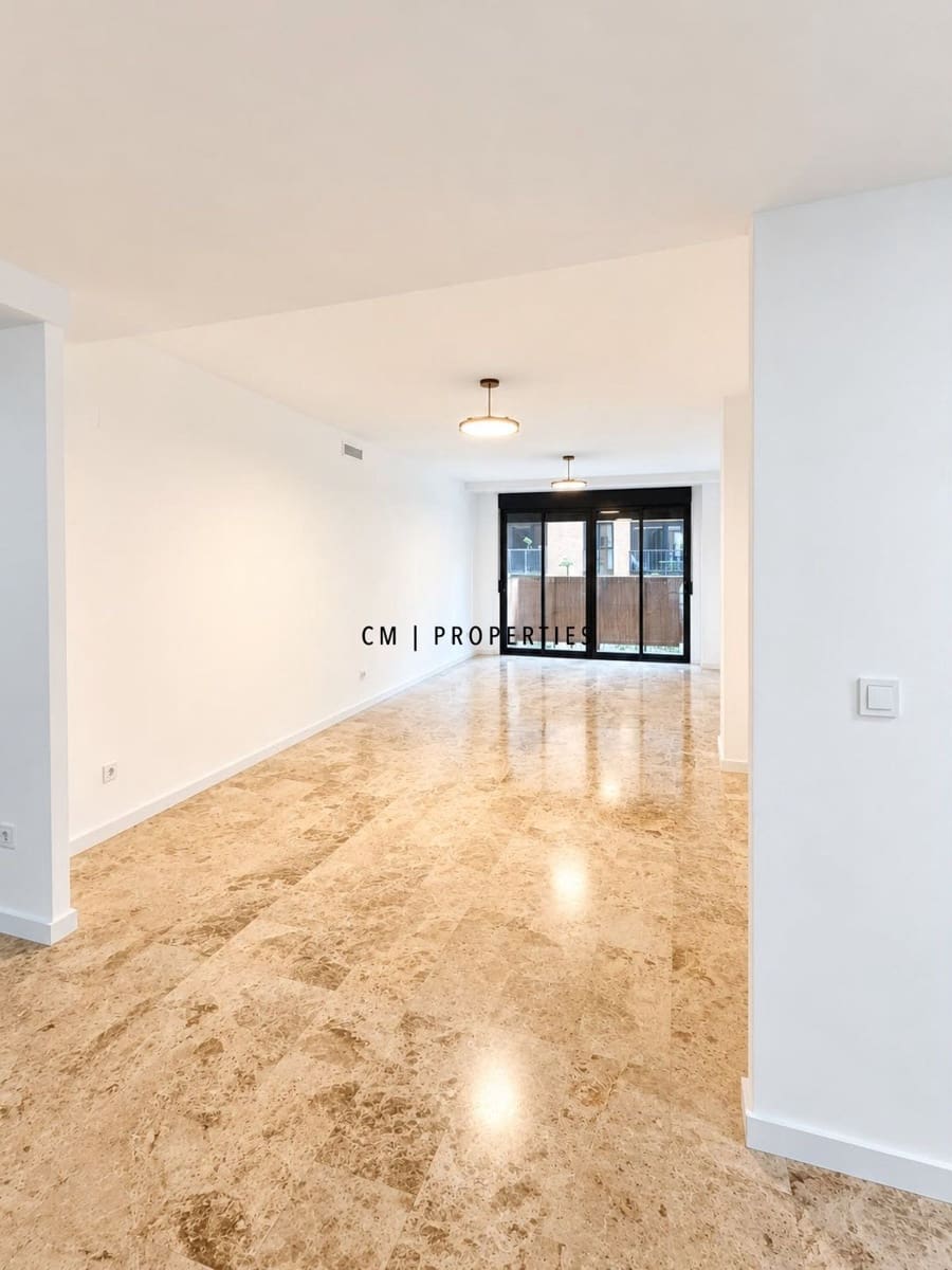 3 Zimmer Wohnung zu vermieten in Valencia Stadt mit Pool - 2.350 € (Ref: 10165442)