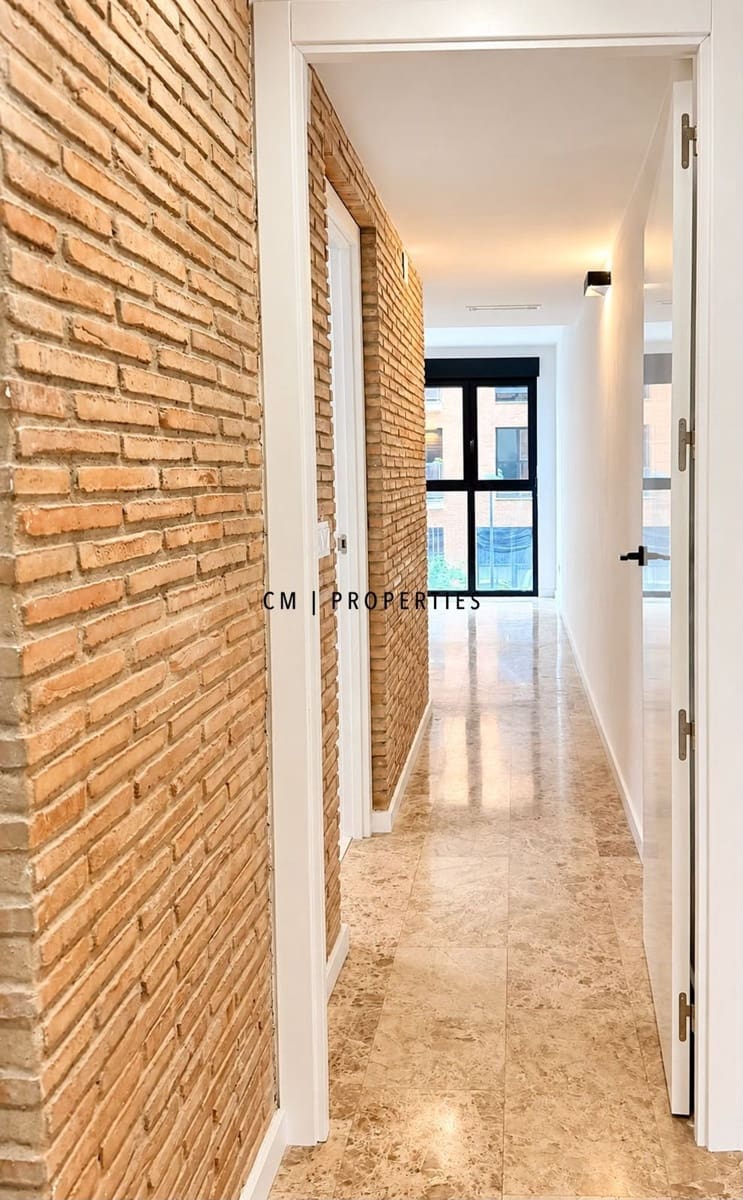 3 Zimmer Wohnung zu vermieten in Valencia Stadt mit Pool - 2.350 € (Ref: 10165442)