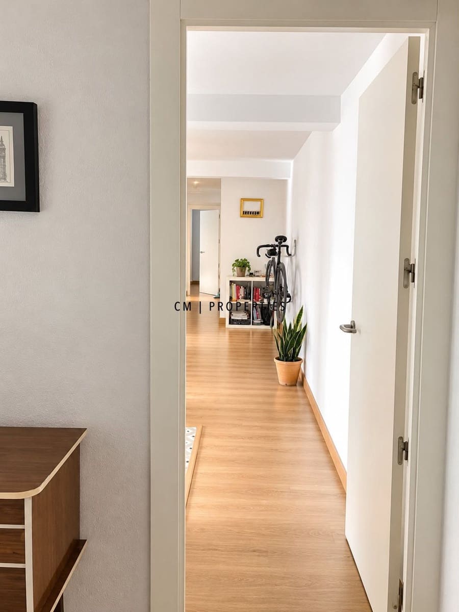 3 sypialnia Mieszkanie do wynajęcia w Miasto Walencja - 1 400 € (Ref: 10165558)