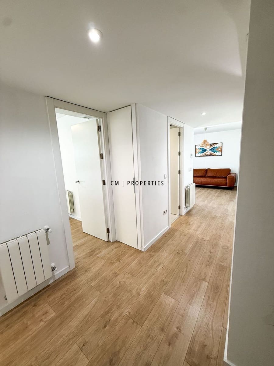 2 soverom Leilighet til leie i Valencia by med svømmebasseng garasje - € 1 950 (Ref: 10165678)