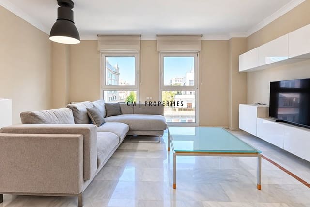 Appartement de 2 chambres à louer à L'Eixample, Valence ville avec garage - 2 400 € (Ref: 10165823)