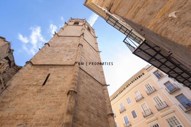 Piso en Ciutat Vella, València ciudad en venta - 350.000 € (Ref: 10170228)