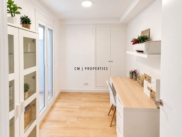 3 sypialnia Mieszkanie do wynajęcia w Miasto Walencja - 1 500 € (Ref: 10172279)