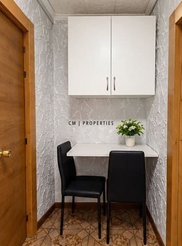 5 bedroom Flat for sale in Valencia city - € 230,000 (Ref: 10172280)