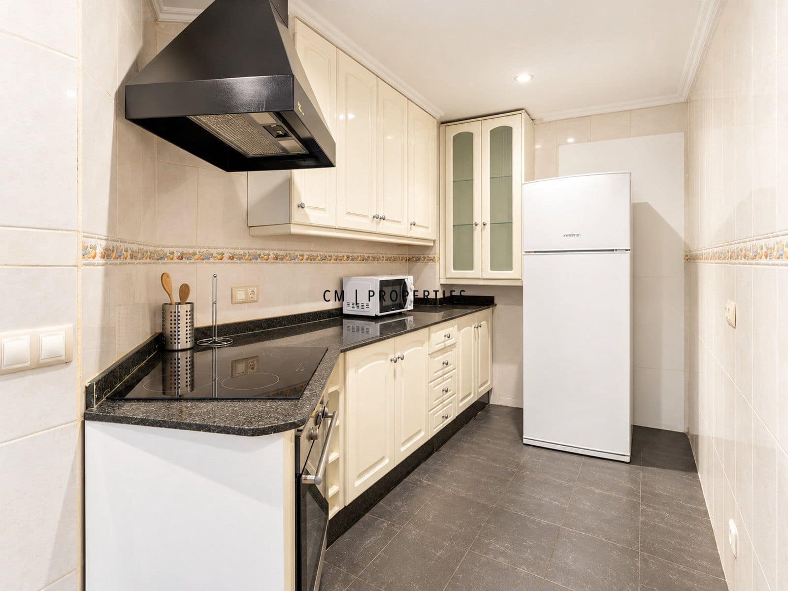 2 quarto Apartamento para arrendar em Valencia cidade - 1 600 € (Ref: 10173024)