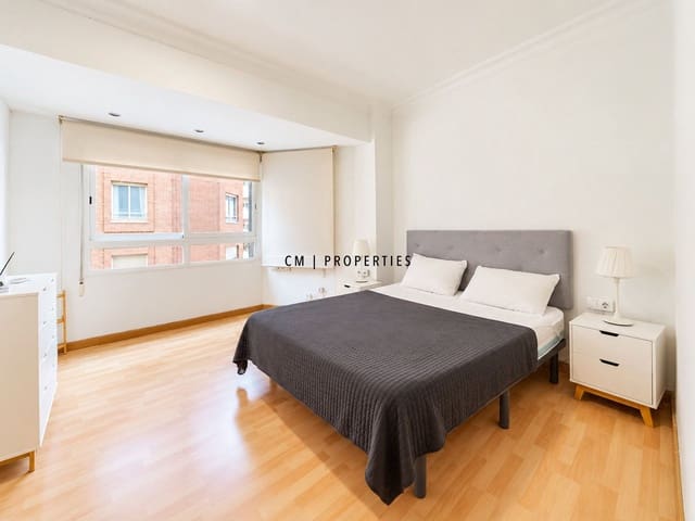 2 quarto Apartamento para arrendar em Valência cidade - 1 600 € (Ref: 10173024)