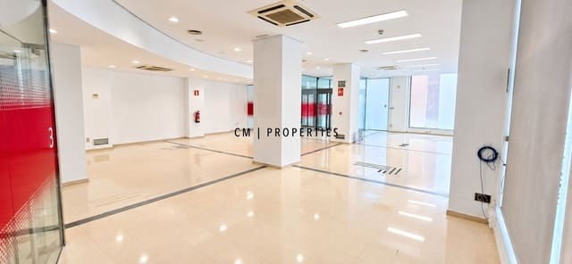 Comercial para arrendar em Algiros, Valência cidade - 2 400 € (Ref: 10174776)