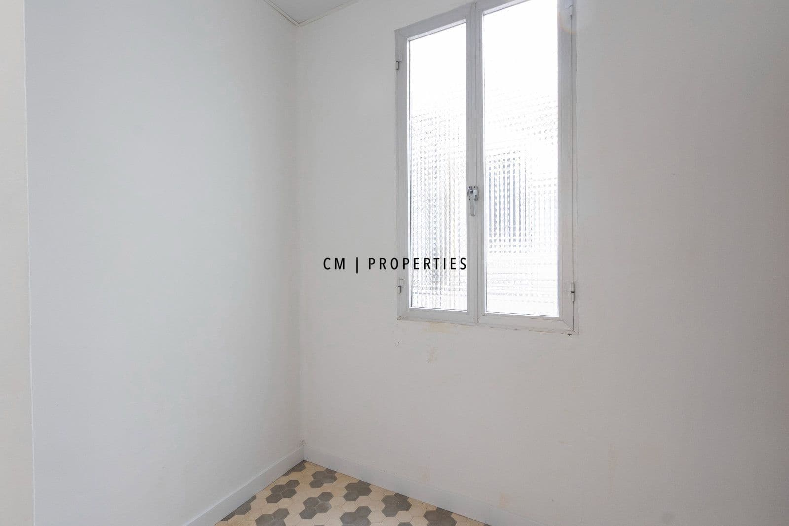 3 quarto Apartamento para arrendar em Valencia cidade - 1 900 € (Ref: 10175627)