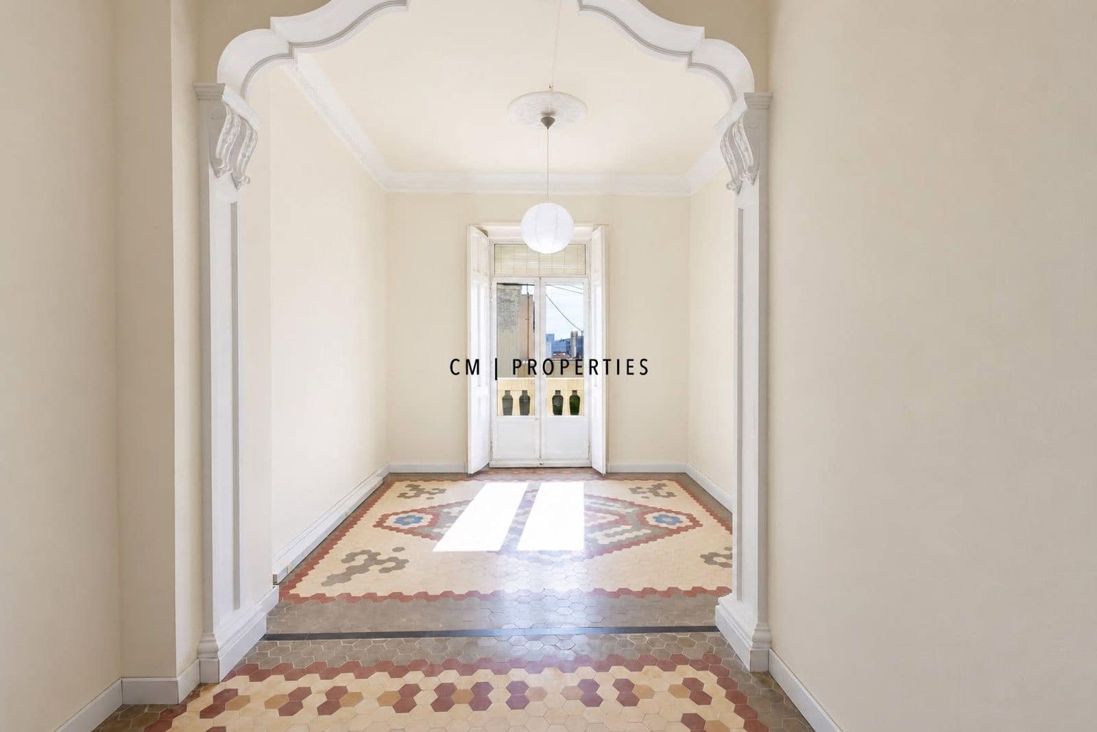 3 quarto Apartamento para arrendar em Valencia cidade - 1 900 € (Ref: 10175627)