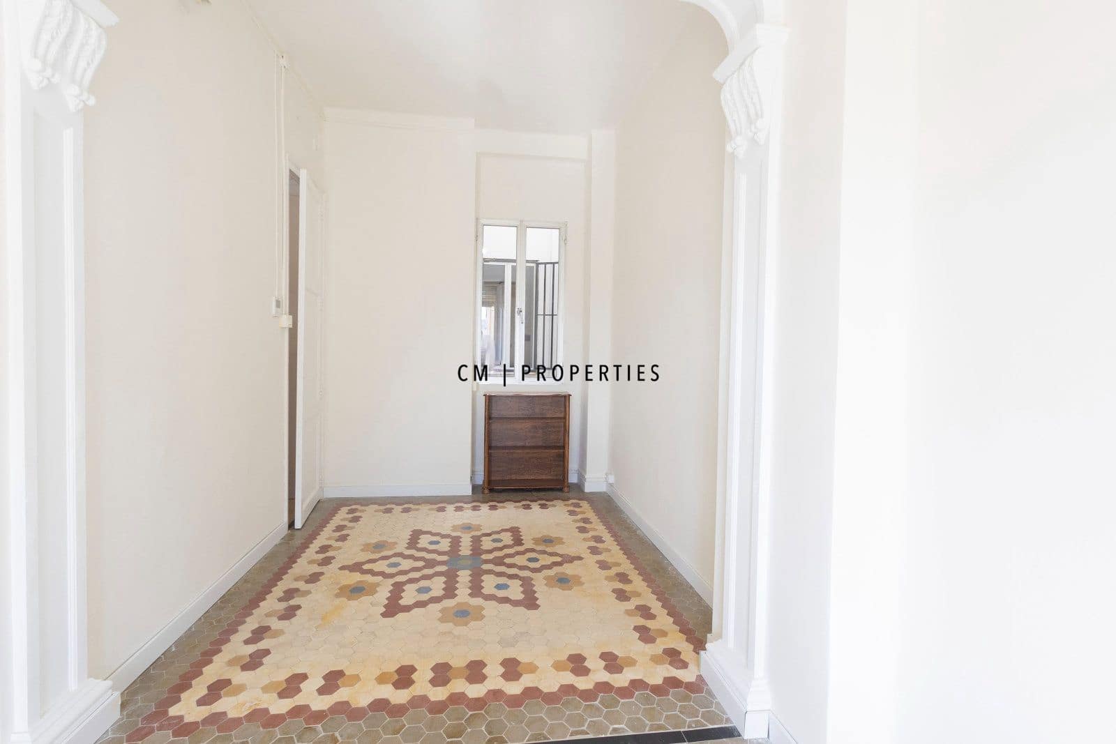3 quarto Apartamento para arrendar em Valencia cidade - 1 900 € (Ref: 10175627)