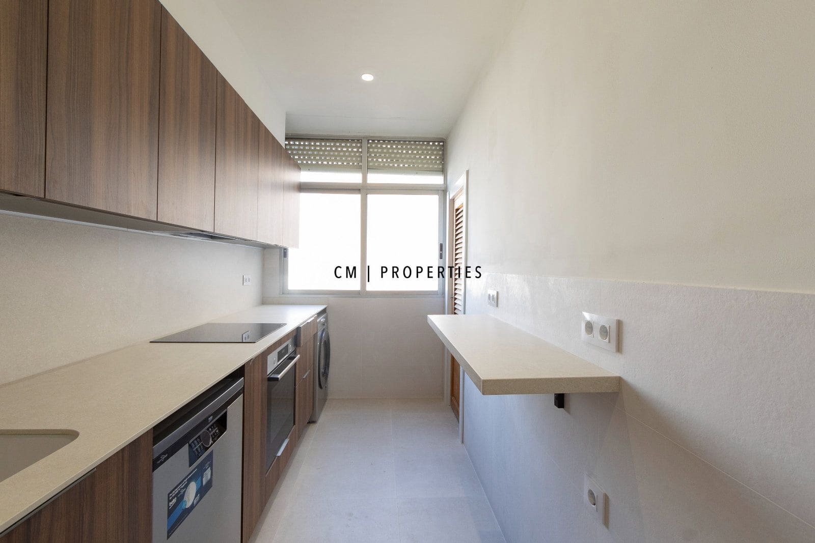 3 quarto Apartamento para arrendar em Valencia cidade - 1 900 € (Ref: 10175627)