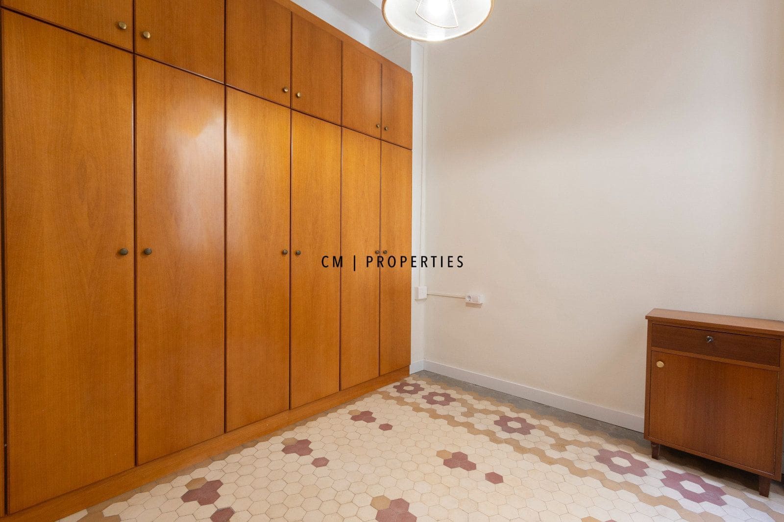 3 quarto Apartamento para arrendar em Valencia cidade - 1 900 € (Ref: 10175627)