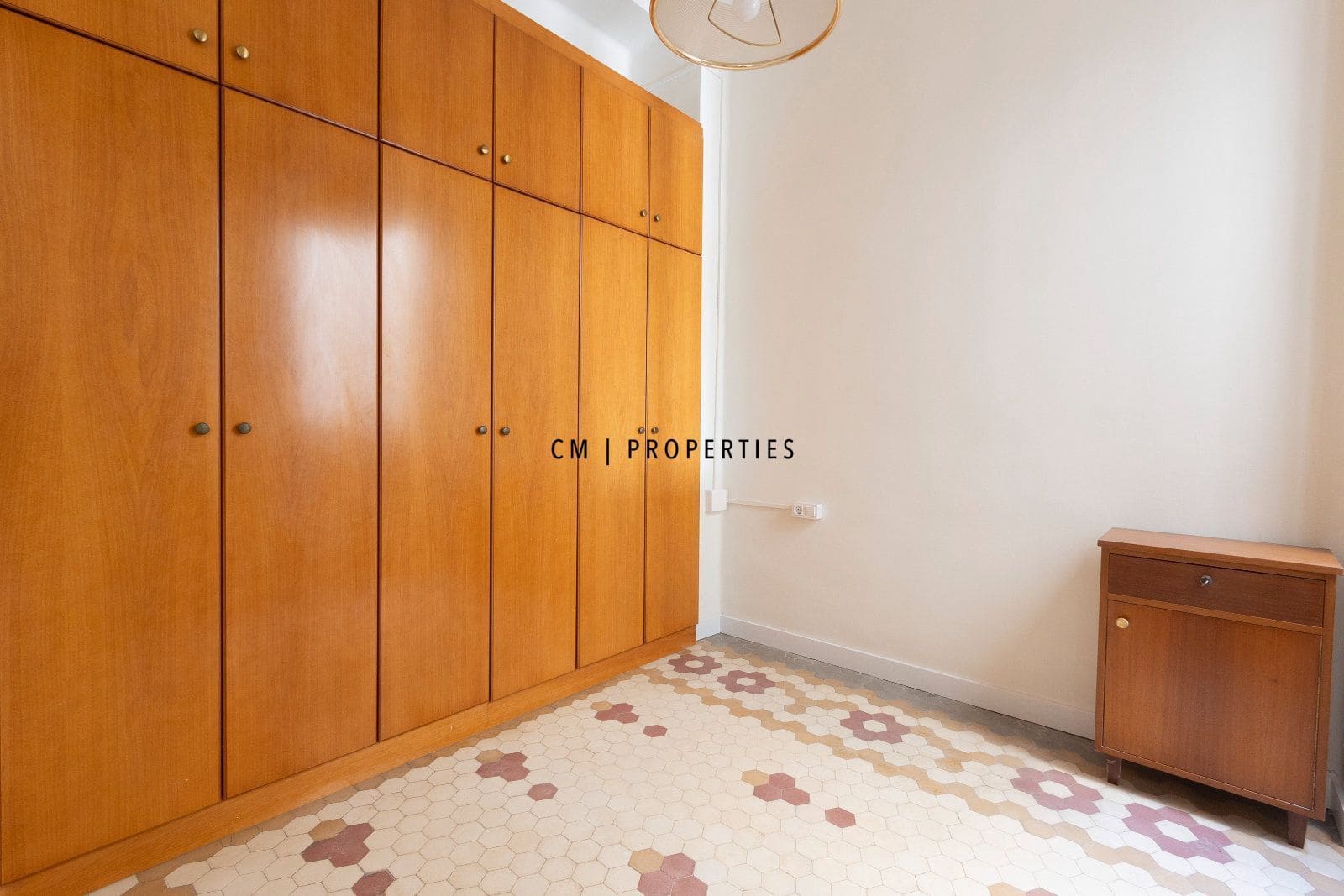 3 quarto Apartamento para arrendar em Valencia cidade - 1 900 € (Ref: 10175627)