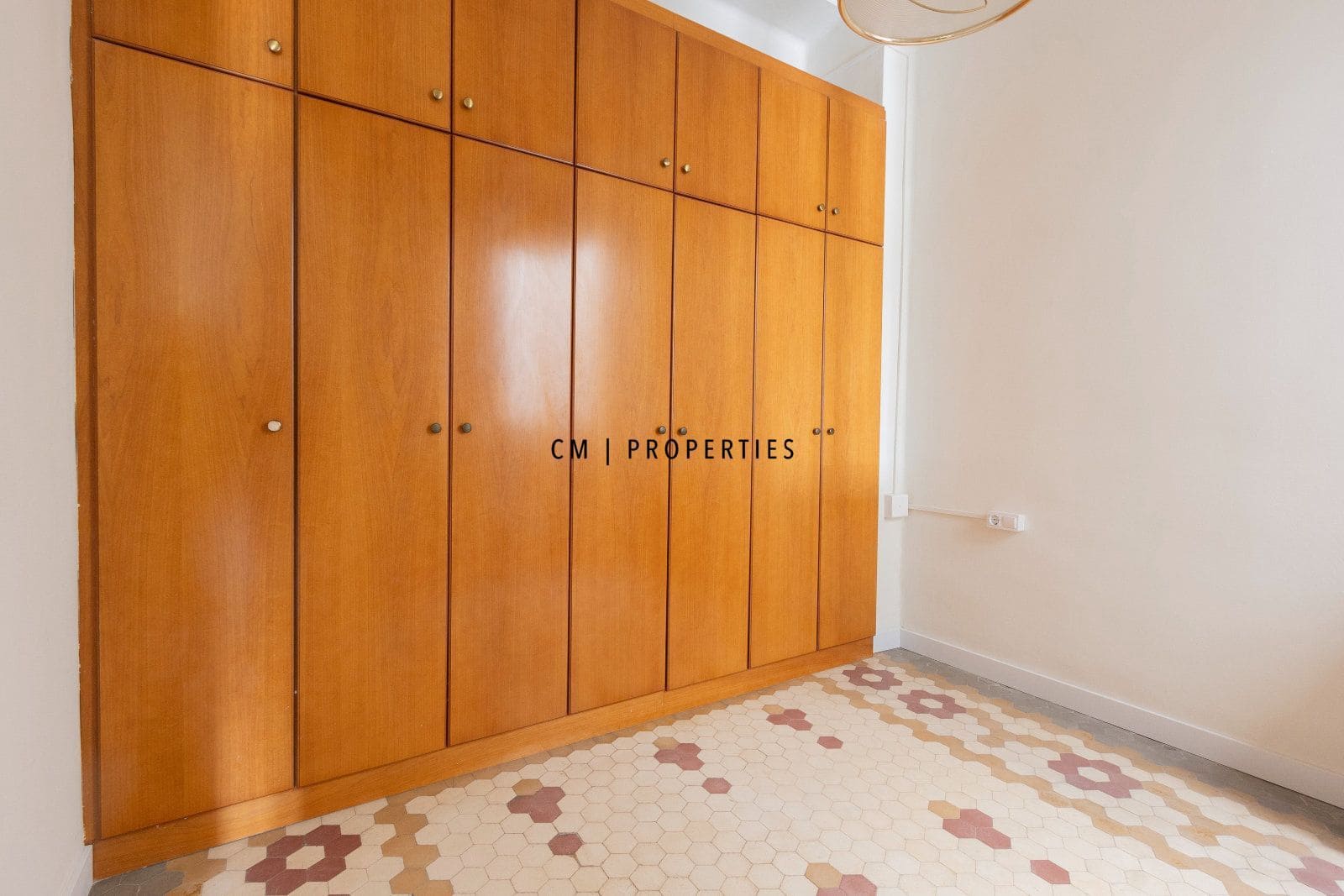 3 quarto Apartamento para arrendar em Valencia cidade - 1 900 € (Ref: 10175627)