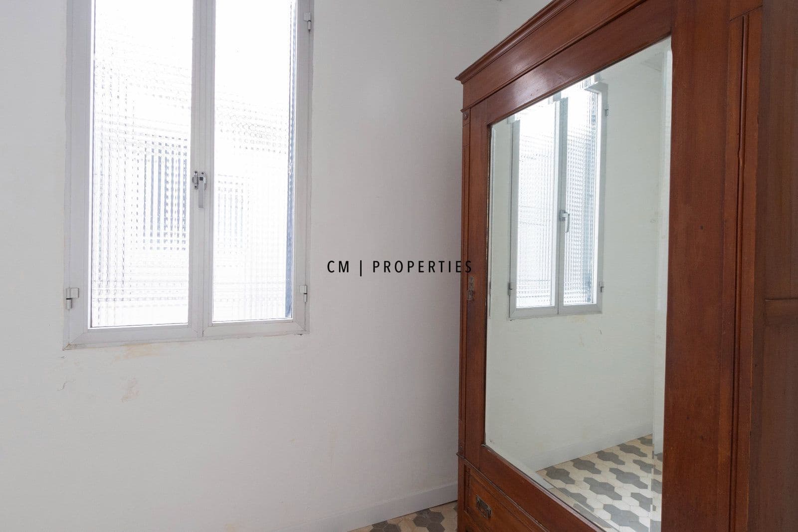 3 quarto Apartamento para arrendar em Valencia cidade - 1 900 € (Ref: 10175627)