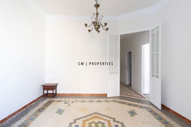 3 quarto Apartamento para arrendar em L'Eixample, Valência cidade - 1 900 € (Ref: 10175627)