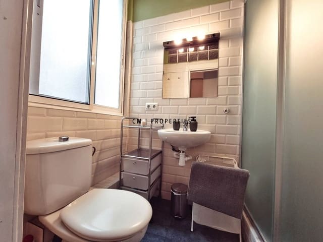 1 quarto Apartamento para arrendar em Valência cidade - 1 400 € (Ref: 10175746)