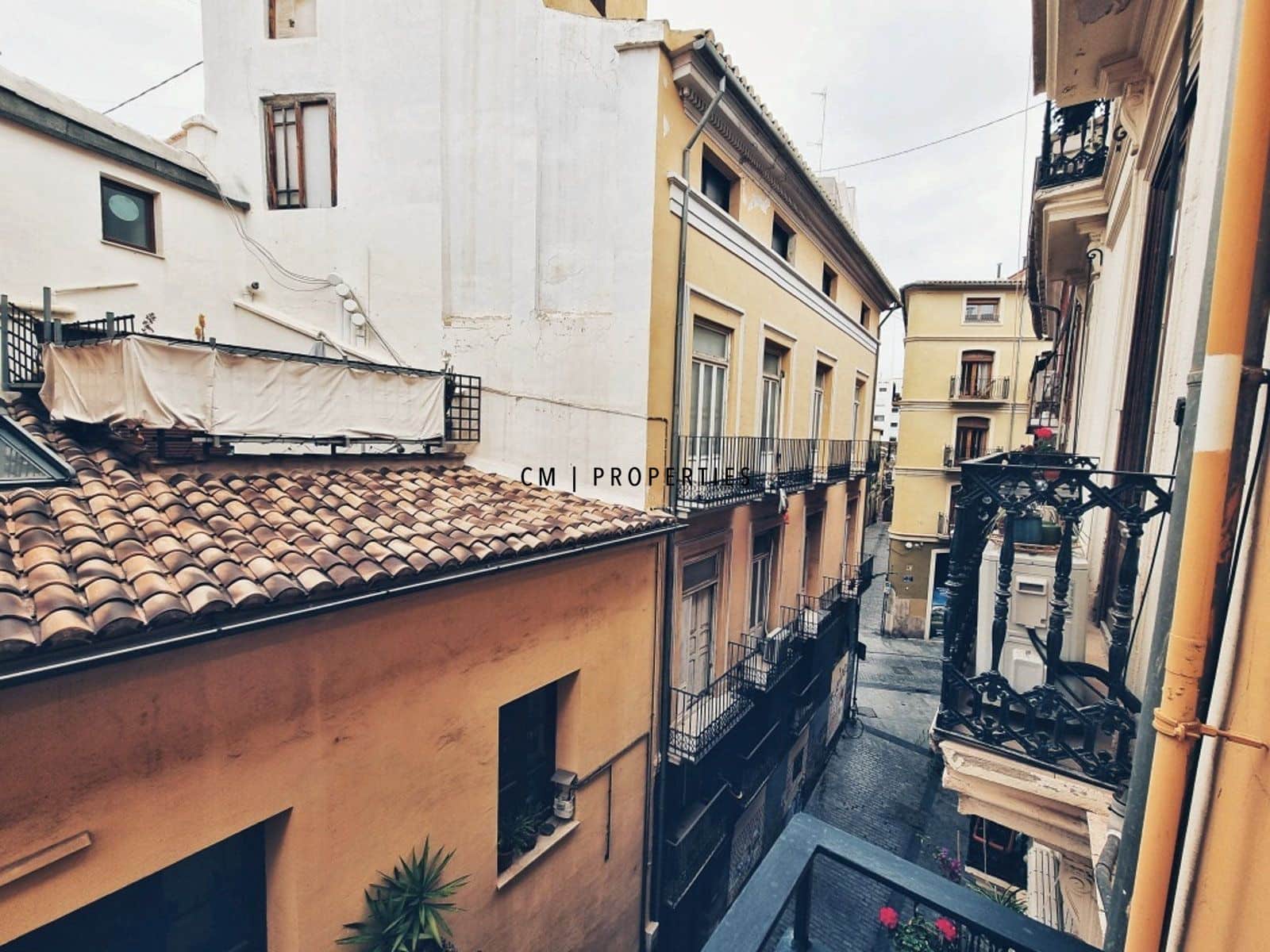 1 quarto Apartamento para arrendar em Valencia cidade - 1 400 € (Ref: 10175746)