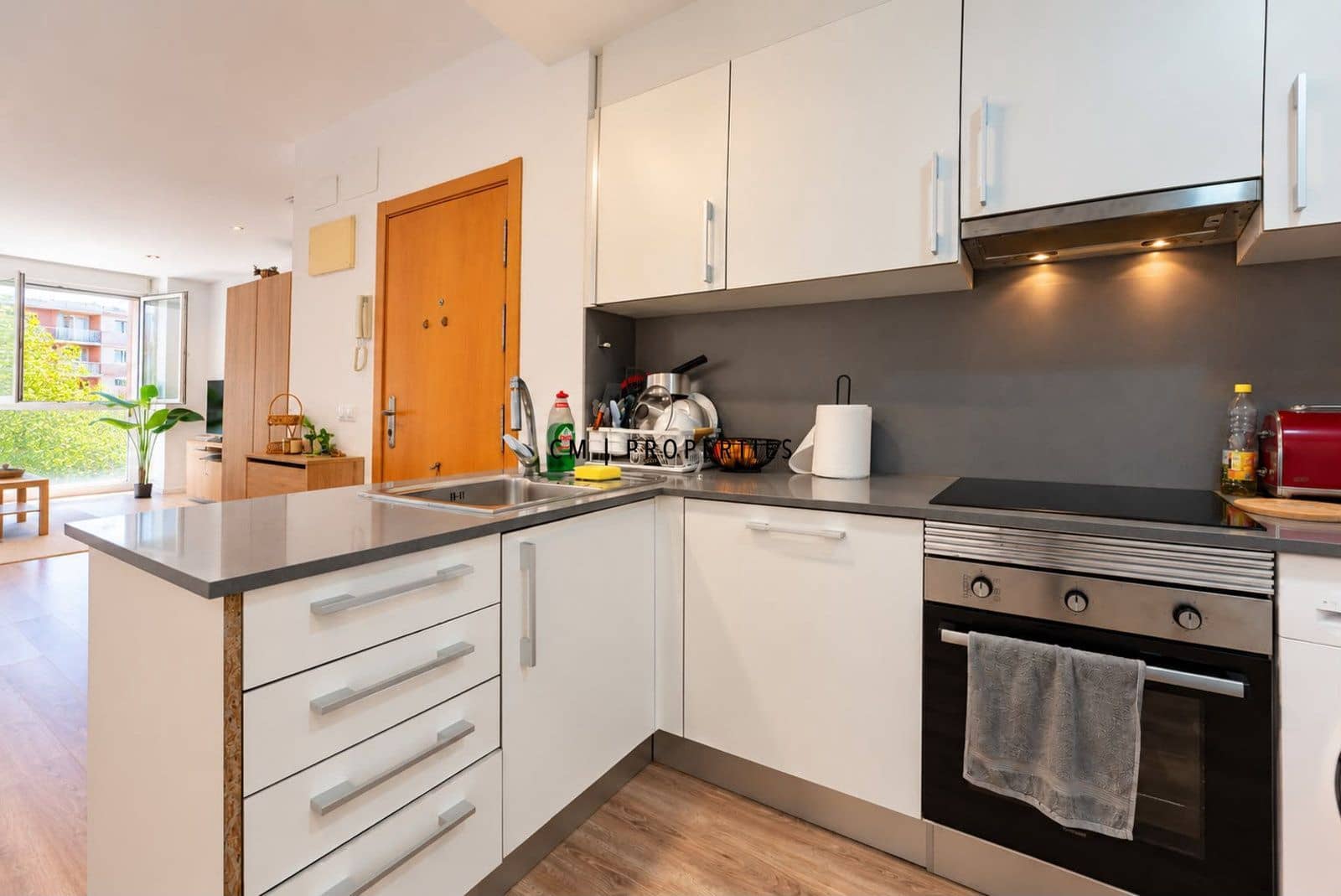 1 soverom Leilighet til leie i Valencia by - € 1 300 (Ref: 10175747)