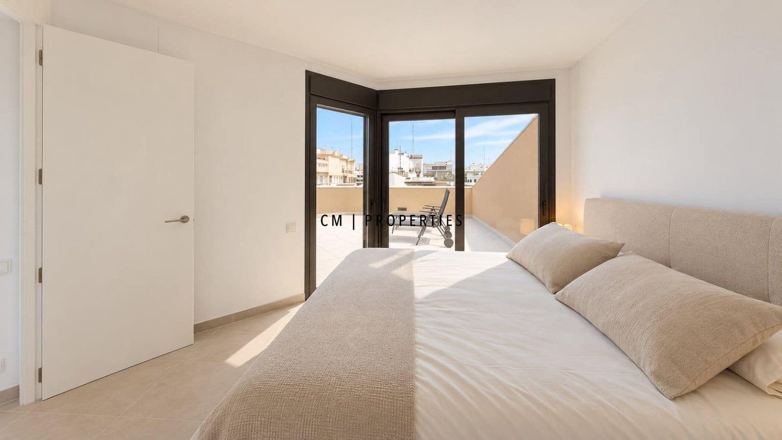 1 soveværelse Penthouse til leje i Valencia by - € 2.500 (Ref: 10177659)