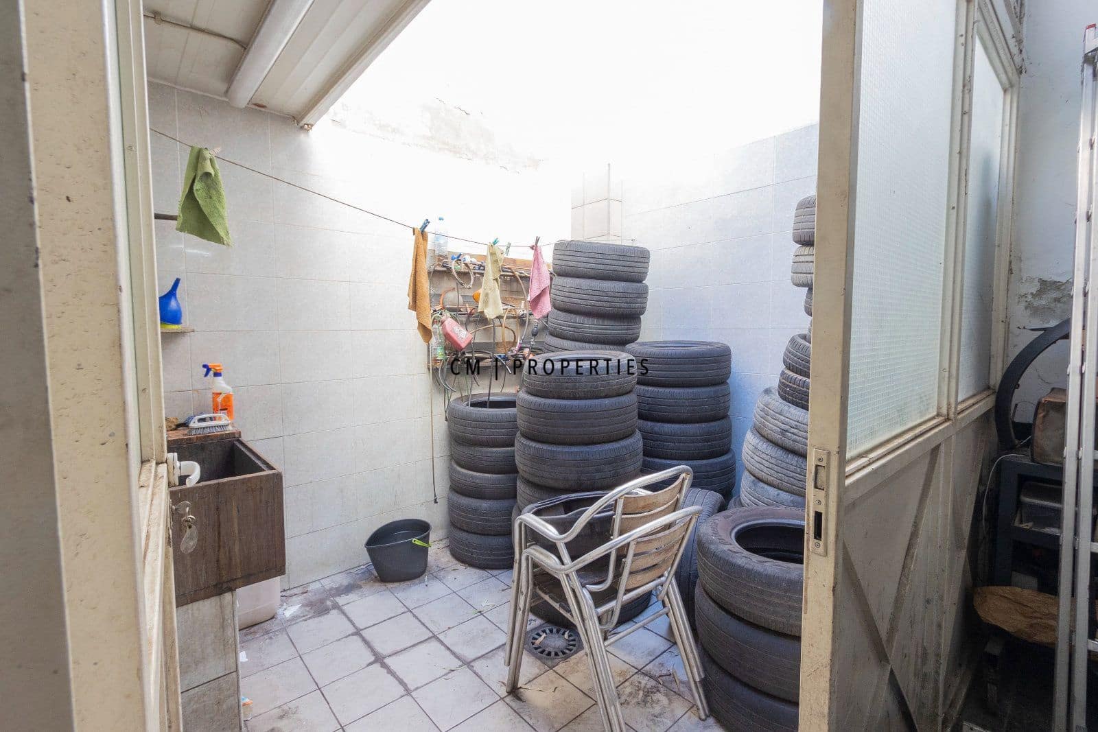 Erhverv til salg i Valencia by - € 350.000 (Ref: 10180920)