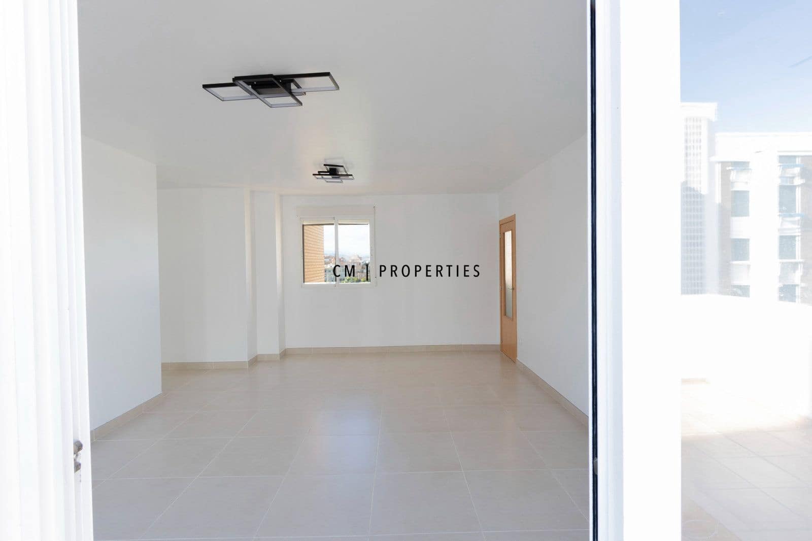 3 slaapkamer Penthouse te huur in Sagunto / Sagunt - € 1.400 (Ref: 10183257)