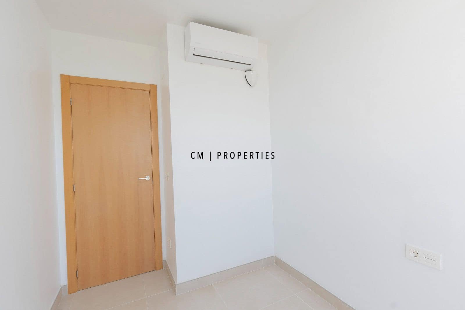 3 slaapkamer Penthouse te huur in Sagunto / Sagunt - € 1.400 (Ref: 10183257)