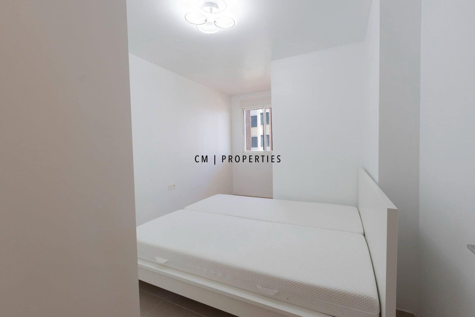 3 slaapkamer Penthouse te huur in Sagunto / Sagunt - € 1.400 (Ref: 10183257)