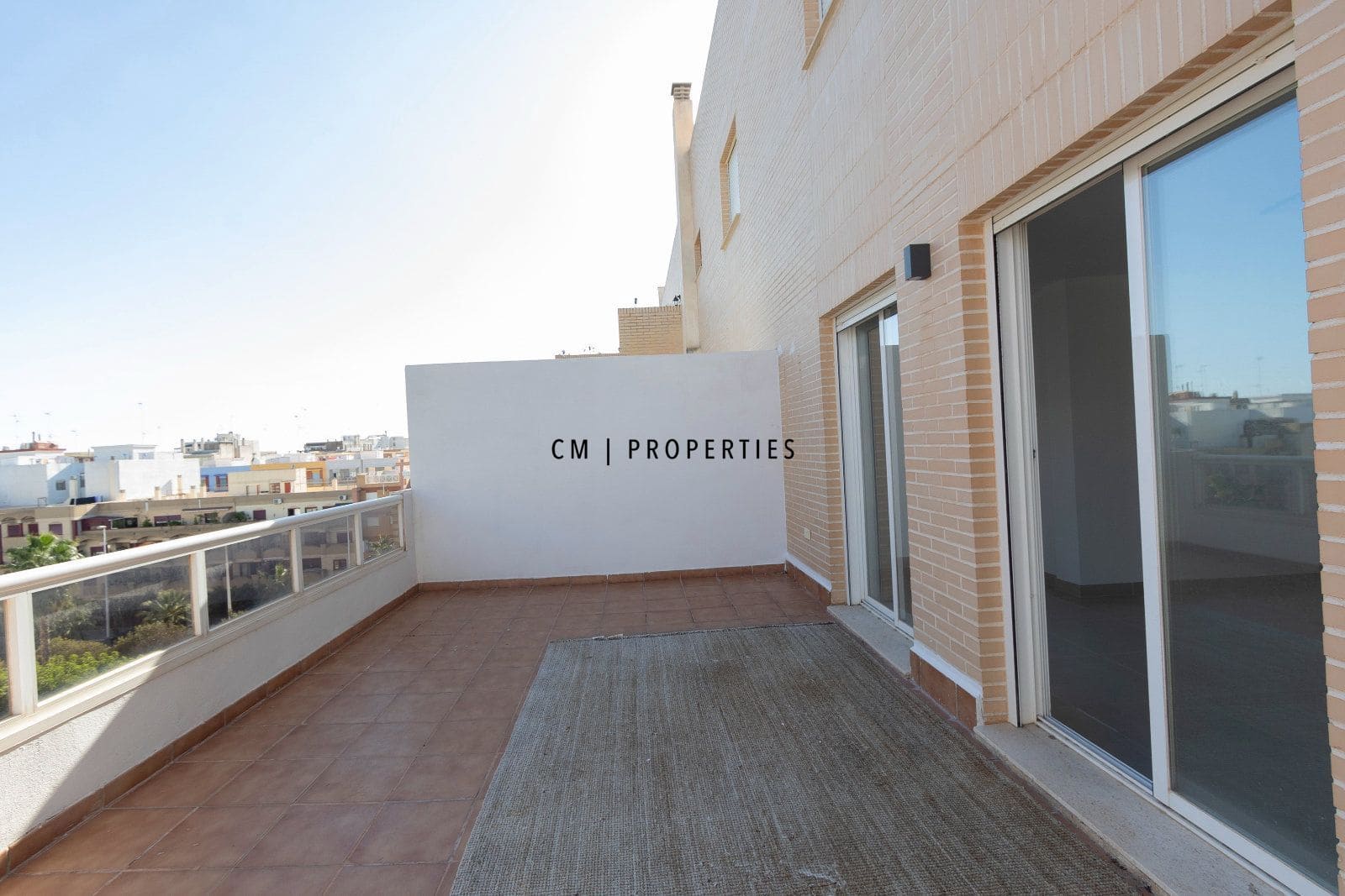 3 slaapkamer Penthouse te huur in Sagunto / Sagunt - € 1.400 (Ref: 10183257)