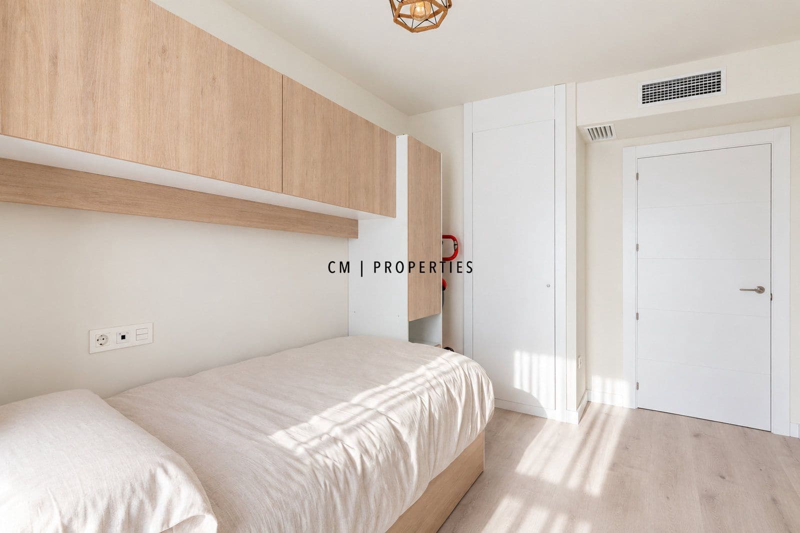 Piso de 3 habitaciones en València ciudad en venta con piscina garaje - 625.000 € (Ref: 10183654)