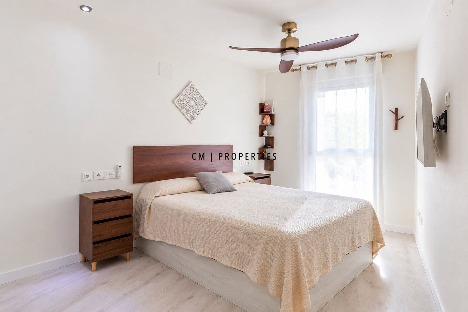 Piso de 3 habitaciones en València ciudad en venta con piscina garaje - 625.000 € (Ref: 10183654)