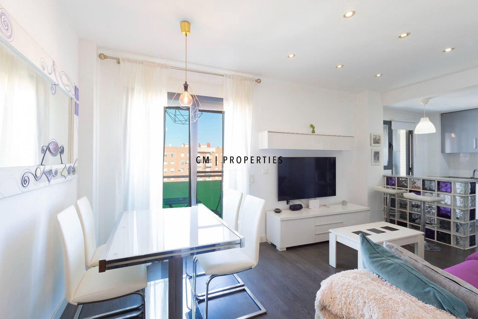 2 soveværelse Lejlighed til leje i Valencia by med garage - € 1.550 (Ref: 10183863)