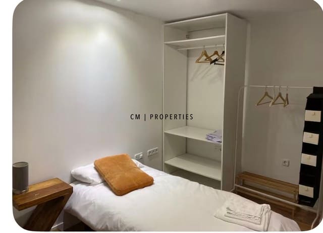 2 quarto Apartamento para arrendar em Valência cidade com garagem - 1 650 € (Ref: 10183864)