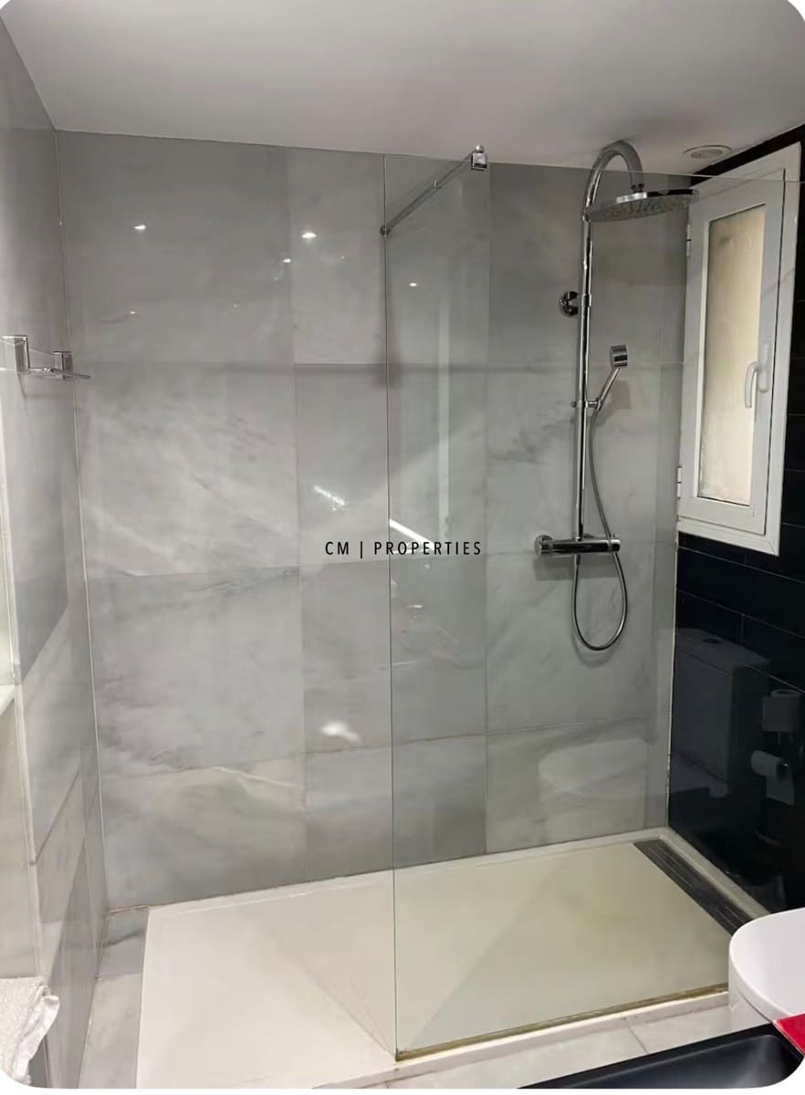 2 quarto Apartamento para arrendar em Valencia cidade com garagem - 1 650 € (Ref: 10183864)