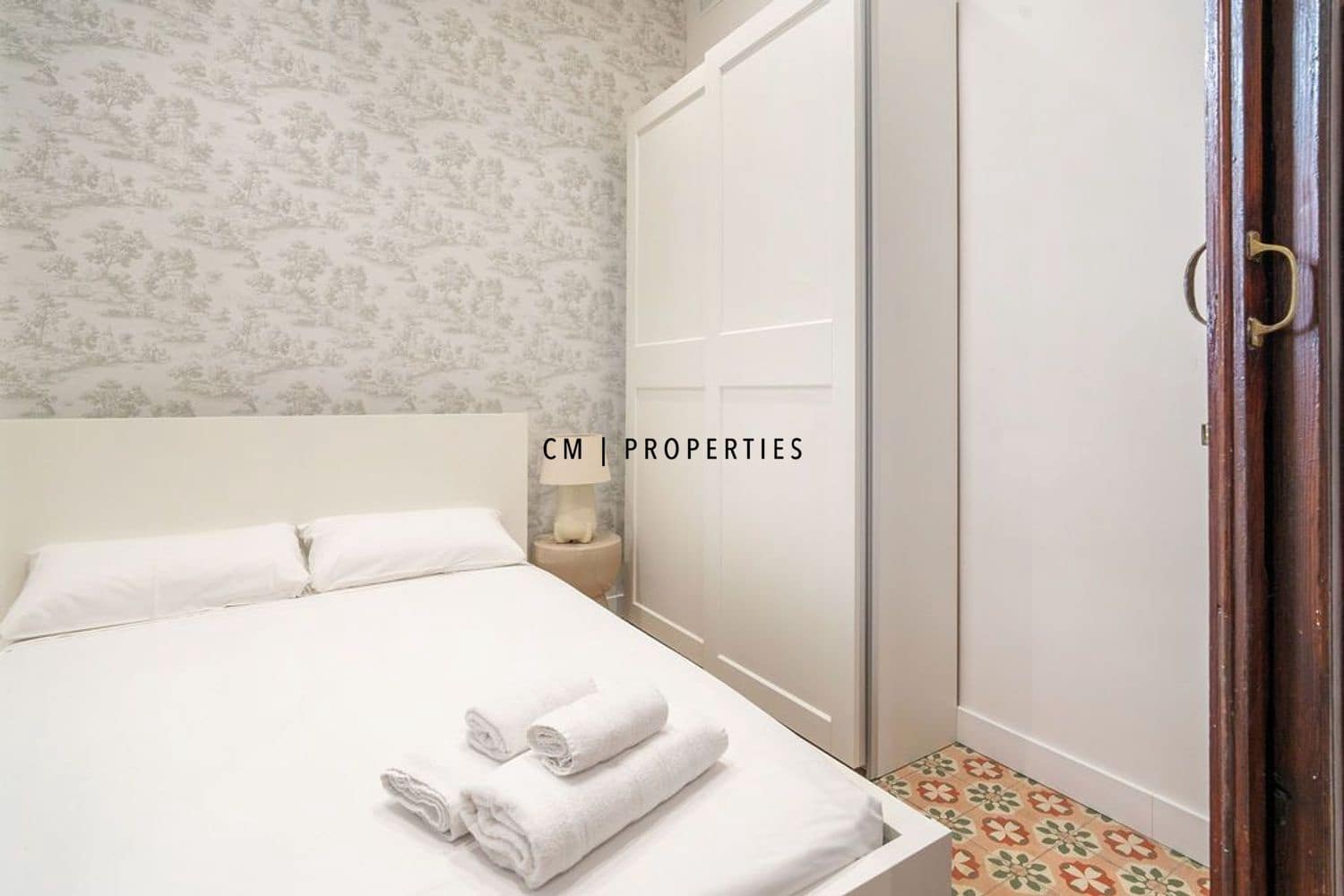 2 slaapkamer Flat te huur in Valencia stad - € 1.700 (Ref: 10183865)