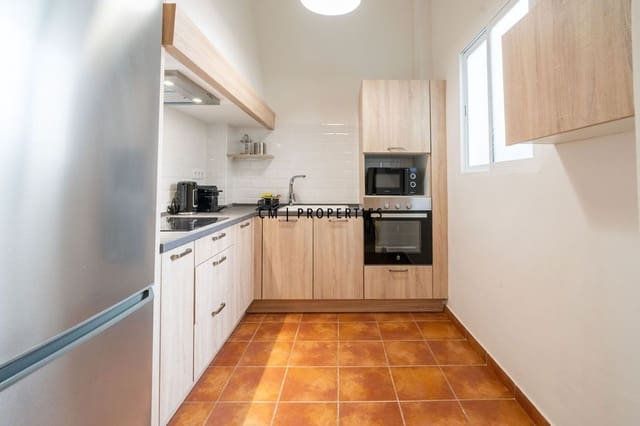 2 slaapkamer Flat te huur in Poblats Maritims, Valencia stad - € 1.700 (Ref: 10183865)