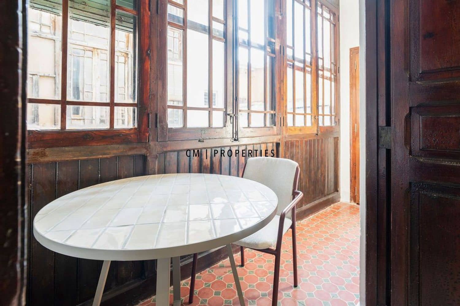 2 slaapkamer Flat te huur in Valencia stad - € 1.700 (Ref: 10183865)