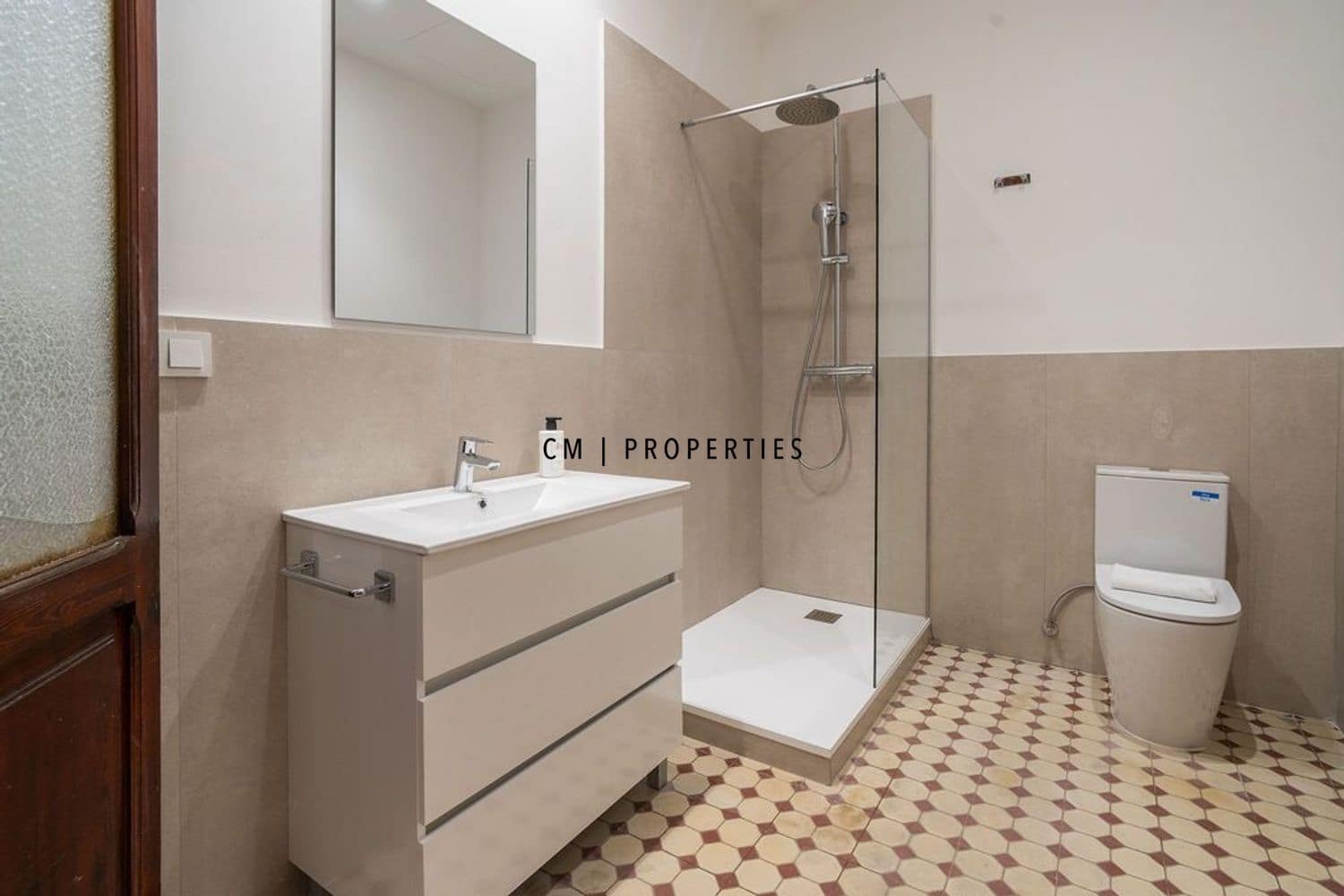 2 slaapkamer Flat te huur in Valencia stad - € 1.700 (Ref: 10183865)