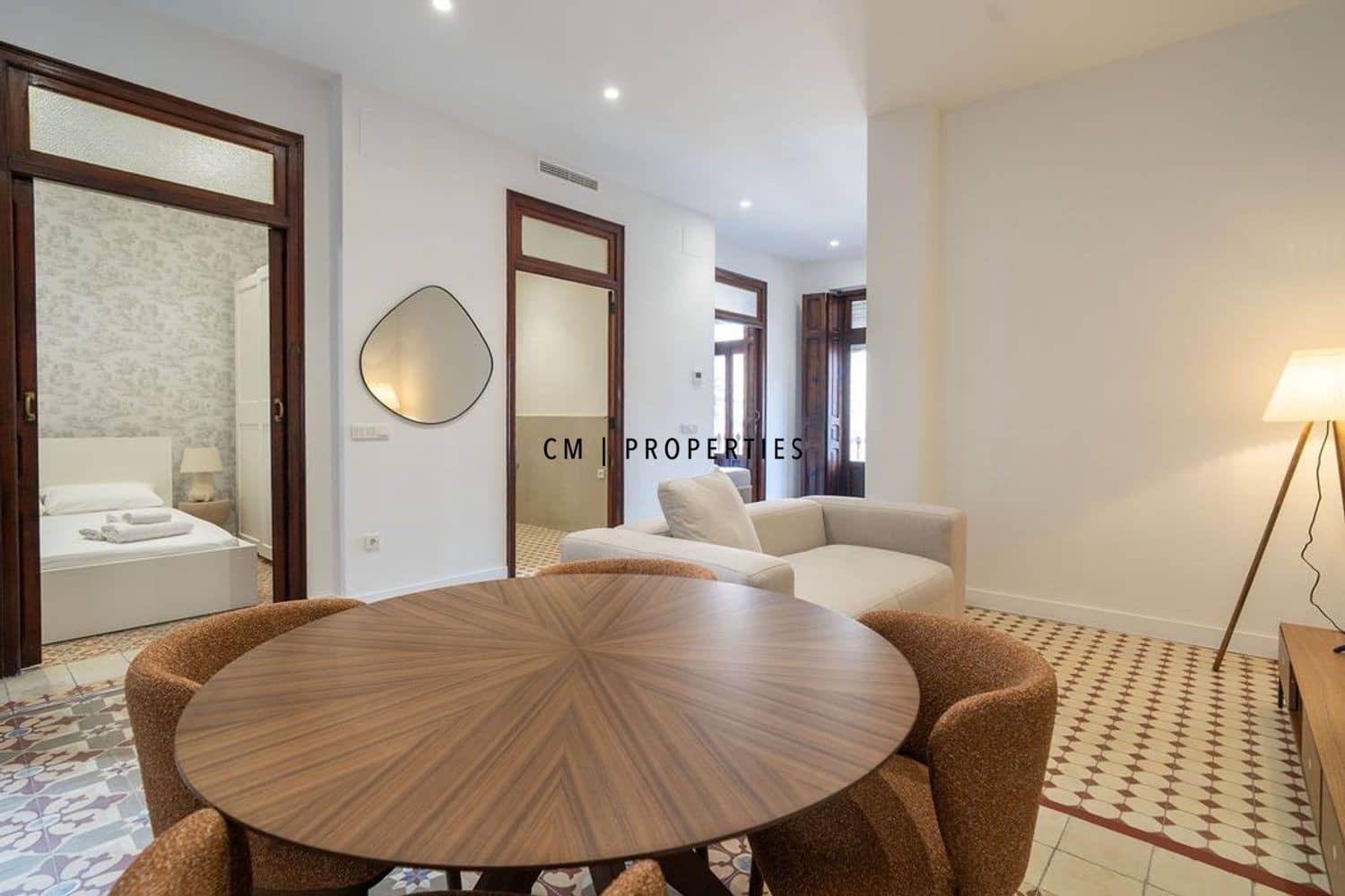 2 slaapkamer Flat te huur in Valencia stad - € 1.700 (Ref: 10183865)