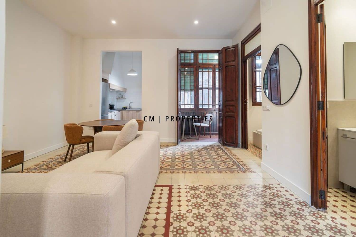 2 slaapkamer Flat te huur in Valencia stad - € 1.700 (Ref: 10183865)