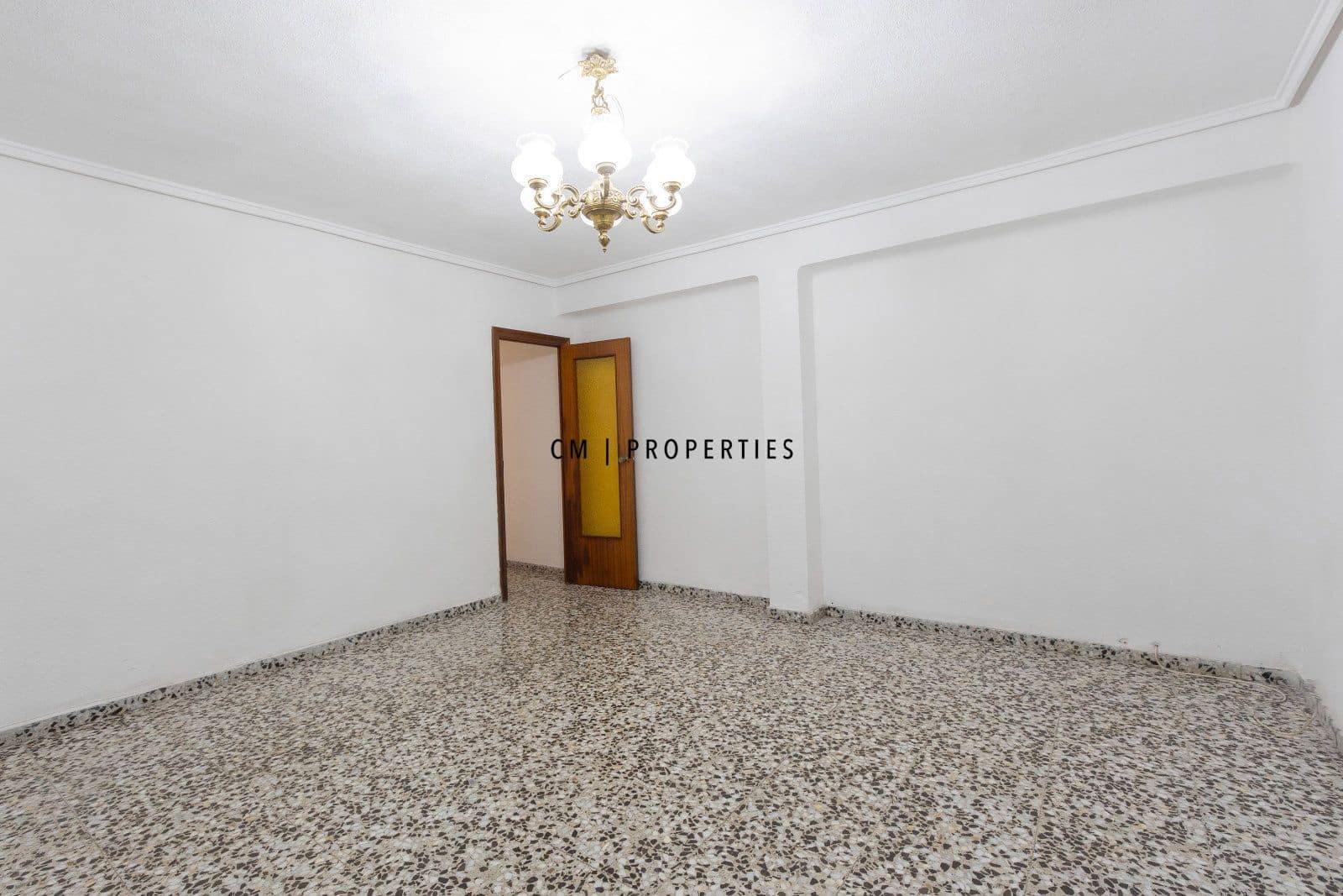 4 Zimmer Wohnung zu vermieten in Xirivella - 1.300 € (Ref: 10184047)