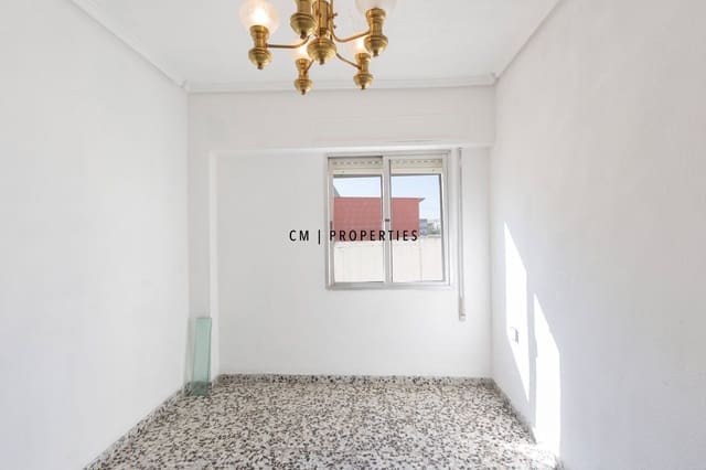 4 makuuhuone Asunto vuokrattavana paikassa Xirivella - 1 300 € (Ref: 10184047)