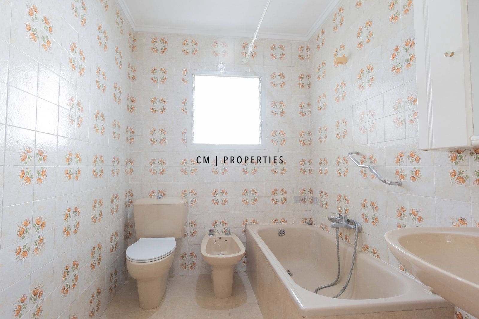 4 Zimmer Wohnung zu vermieten in Xirivella - 1.300 € (Ref: 10184047)