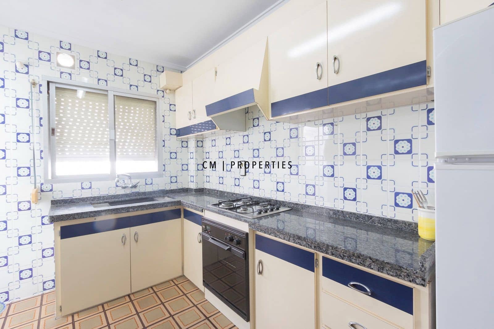 4 Zimmer Wohnung zu vermieten in Xirivella - 1.300 € (Ref: 10184047)